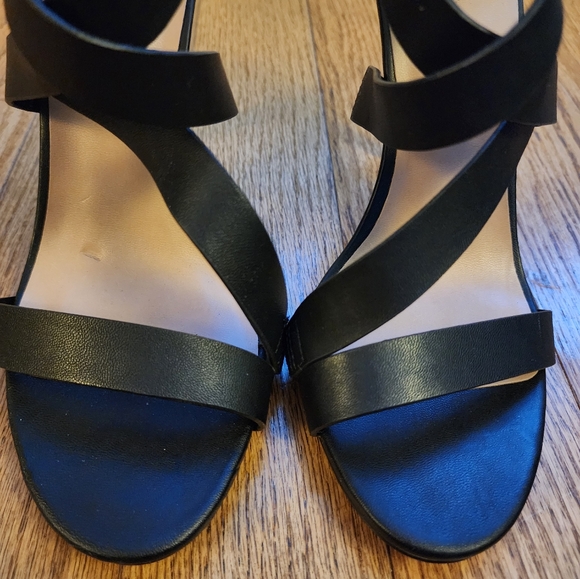 Open-toe Heels - Picture 4 of 9